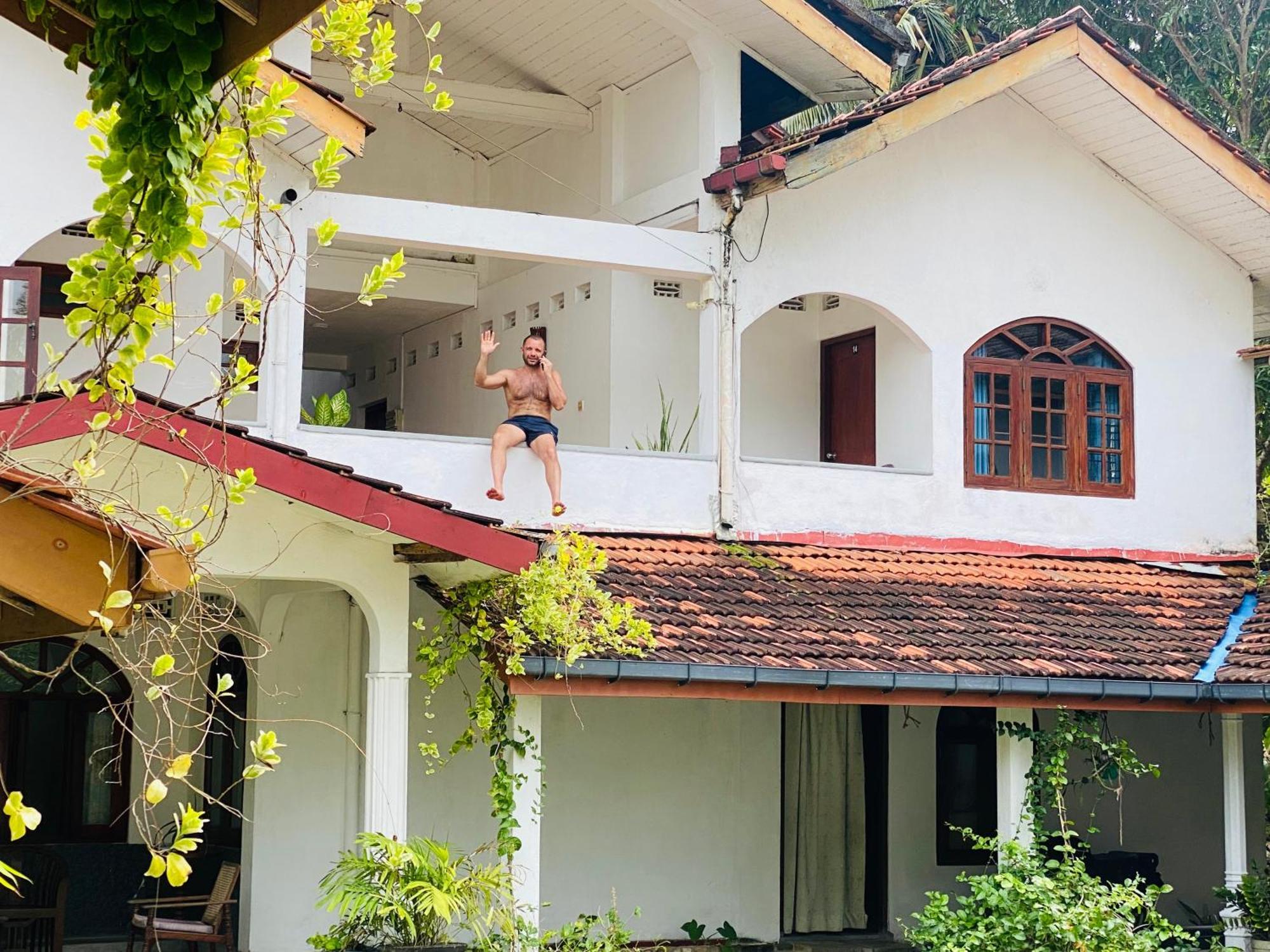 Sunny'S Garden Hotel Ambalangoda  Exterior foto